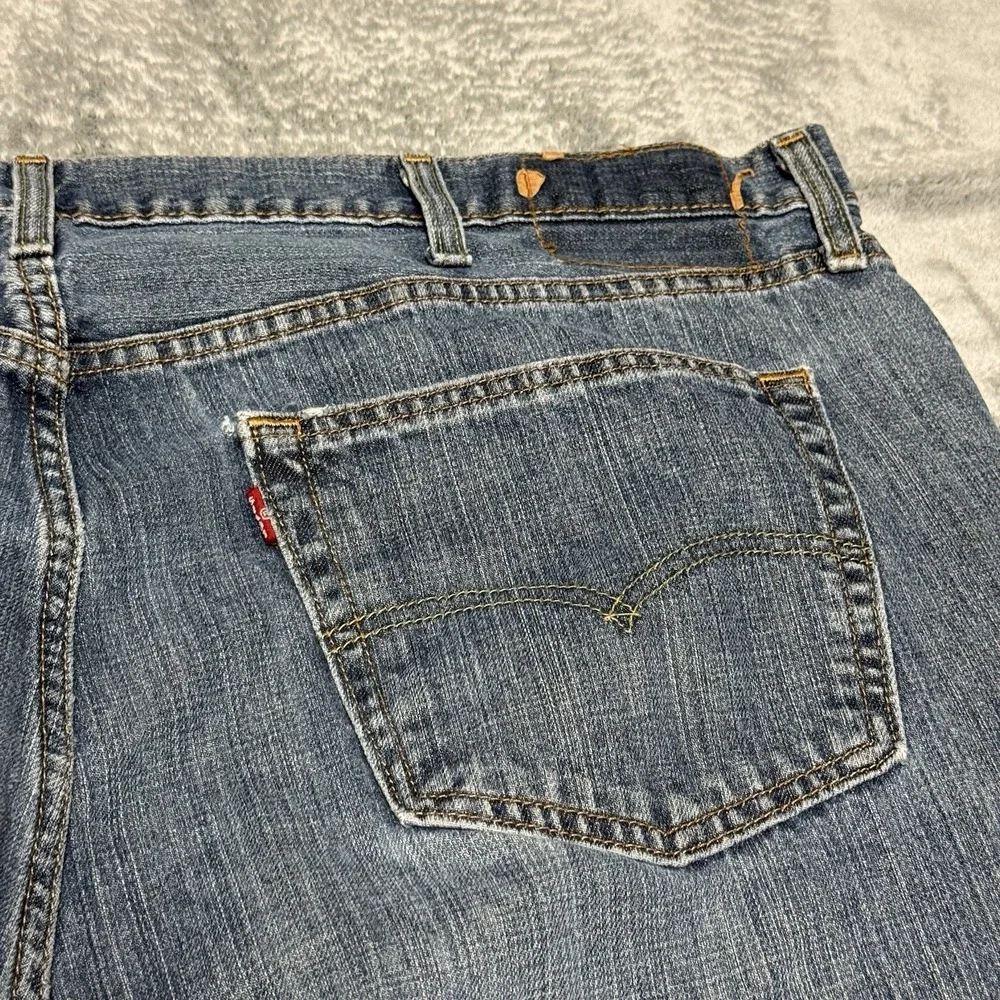 Vintage Levi's 559 Jeans Mens 44x30 Medium Wash Straight Relaxed Denim Mexico